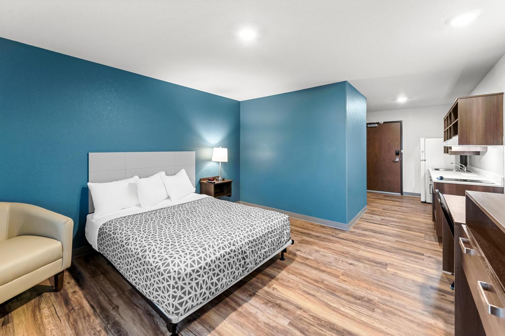Woodspring Suites Kansas City Airport Exterior foto